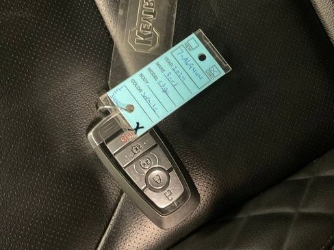 Used 2024 Ford Edge Titanium w/ Equipment Group 301A image 39