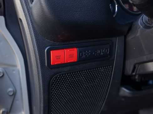 Used 2018 Jeep Wrangler Unlimited Rubicon AWD/4WD image 46