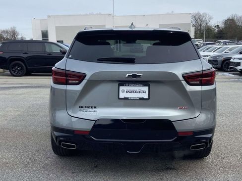 Used 2024 Chevrolet Blazer RS w/ Enhanced Convenience Package FWD image 4