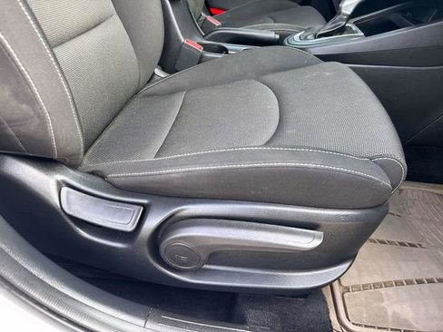 Used 2022 Kia Forte Sedan image 16