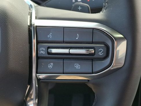 Used 2026 GMC Acadia Elevation w/ Super Cruise Package AWD/4WD image 26