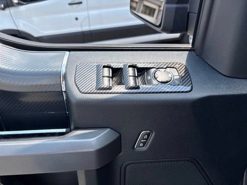 Used 2018 Ford F150 XLT w/ Equipment Group 302A Luxury AWD/4WD image 7