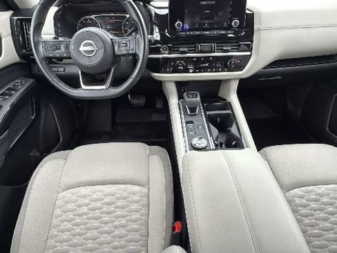 Certified 2024 Nissan Pathfinder SV AWD/4WD image 26