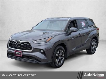 Certified 2021 Toyota Highlander XLE