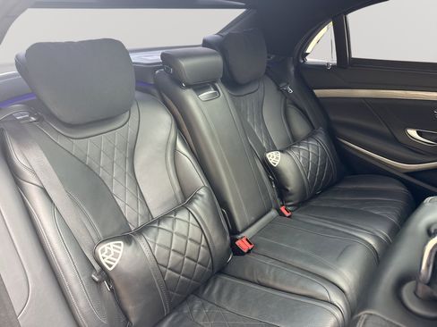 Used 2015 Mercedes-Benz S 550 4MATIC Sedan w/ Sport Package image 26
