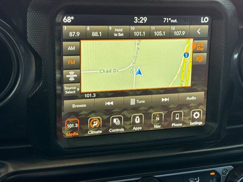 Used 2021 Jeep Wrangler Unlimited Sport AWD/4WD image 19