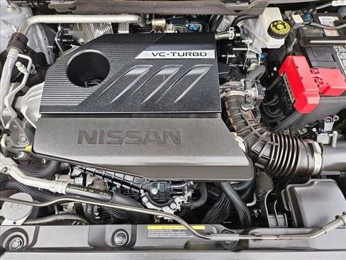 Used 2024 Nissan Rogue SV AWD/4WD image 27