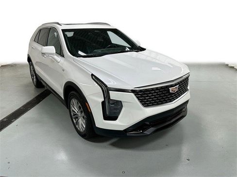 Certified 2024 Cadillac XT4 Premium Luxury w/ Cold Weather Package image 1
