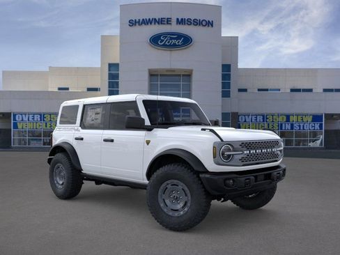New 2025 Ford Bronco Badlands w/ Sasquatch Package AWD/4WD image 7