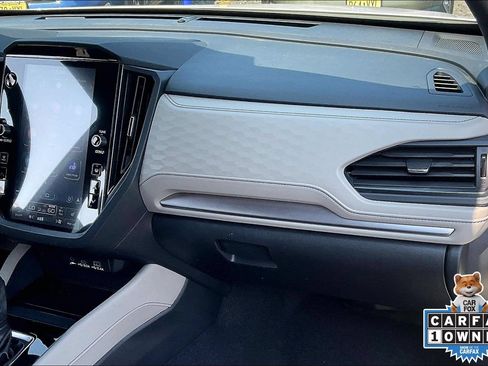 Certified 2025 Subaru Forester Premium w/ Convenience Package #1 AWD/4WD image 18