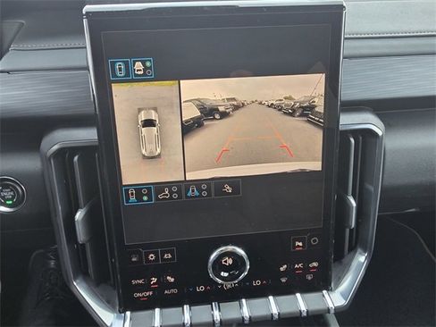 New 2026 GMC Acadia AT4 image 21