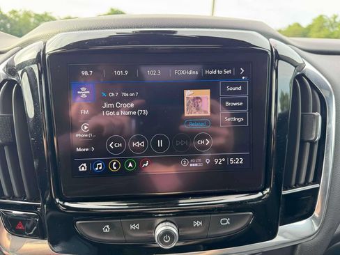 Used 2023 Chevrolet Traverse RS AWD/4WD image 30