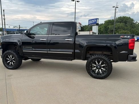 Used 2014 Chevrolet Silverado 1500 LTZ Z71 w/ LTZ Plus Package AWD/4WD image 11