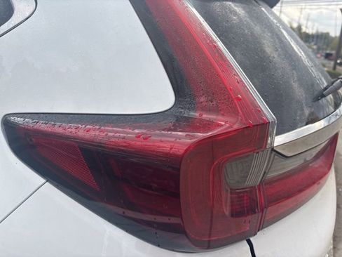 Used 2021 Honda CR-V Touring image 6