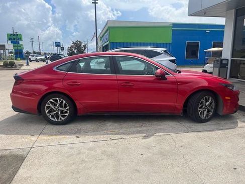 Used 2021 Hyundai Sonata SEL FWD image 6