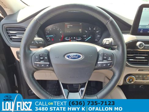 Used 2020 Ford Escape SEL AWD/4WD image 18
