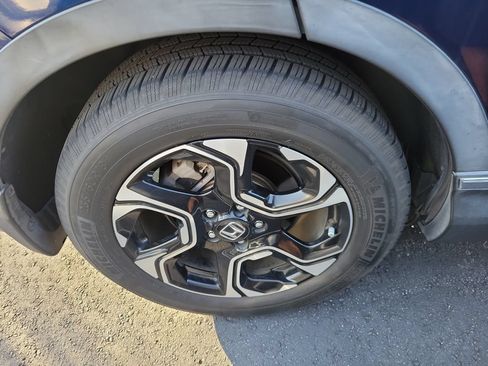 Used 2019 Honda CR-V Touring image 12