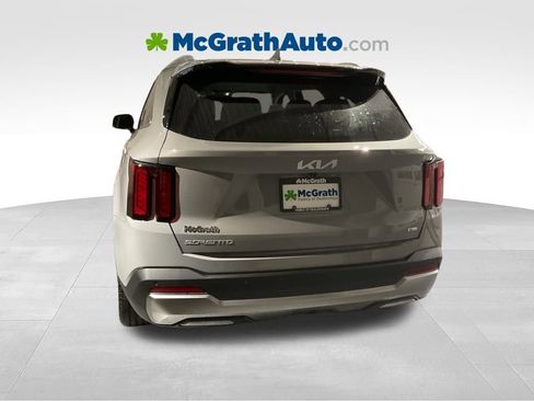 New 2026 Kia Sorento EX AWD/4WD image 4