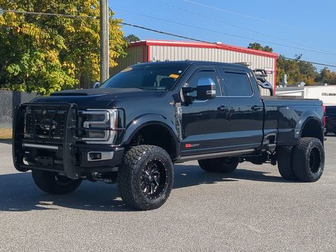 Used 2024 Ford F350 Platinum image 10
