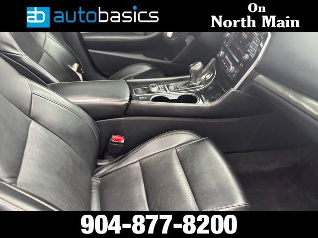 Used 2020 Nissan Maxima 3.5 SL w/ Floor Mat Group FWD image 11