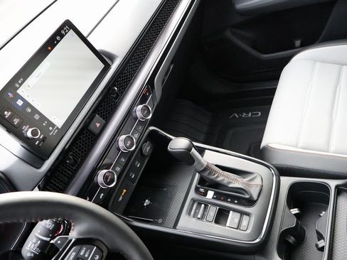 Certified 2026 Honda CR-V Sport Touring image 19
