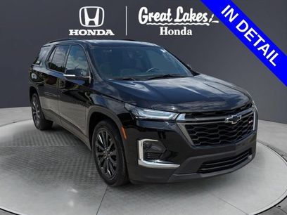 Used 2023 Chevrolet Traverse RS