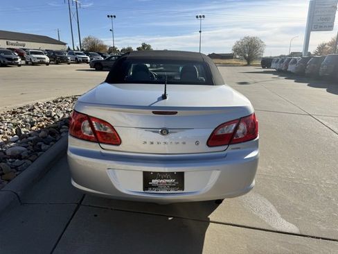 Used 2008 Chrysler Sebring Touring image 6