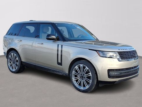 New 2026 Land Rover Range Rover SE image 2