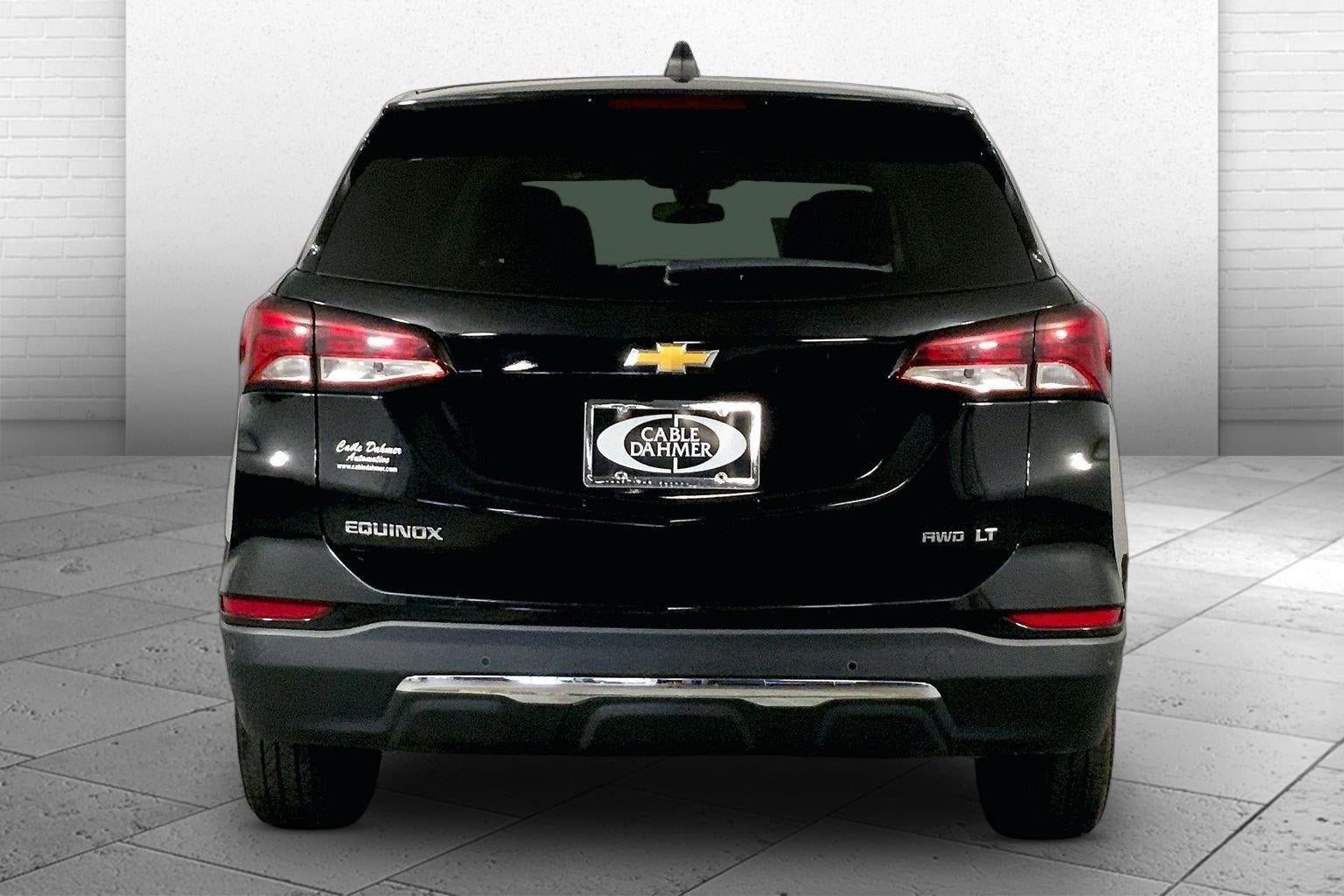Used 2024 Chevrolet Equinox LT AWD/4WD image 3