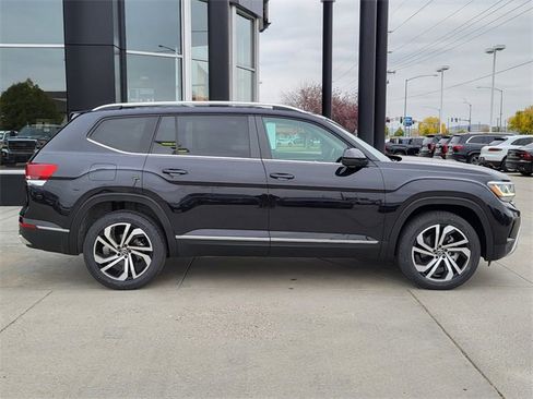 Used 2023 Volkswagen Atlas SEL image 48