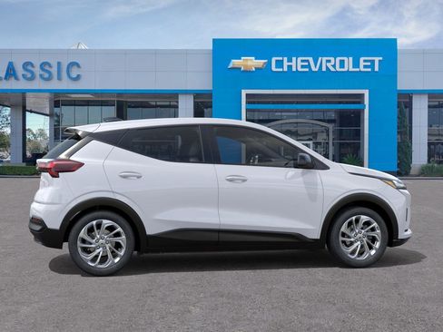 New 2027 Chevrolet Bolt LT image 5