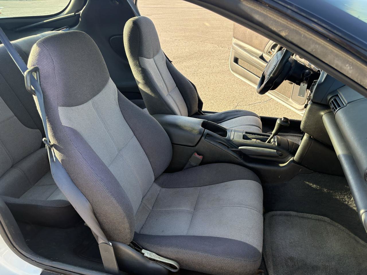 Used 1995 Chevrolet Camaro LT RWD image 23