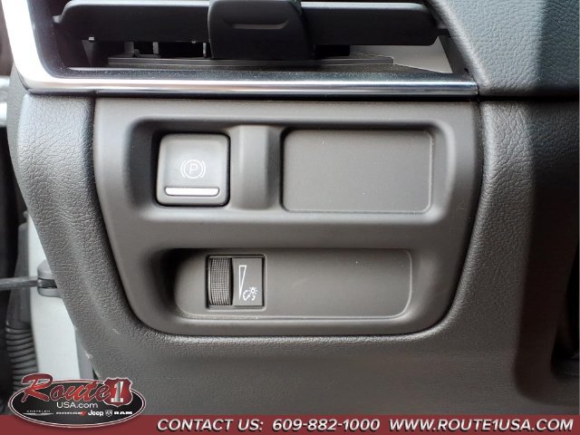 Used 2025 Cadillac CT5 Sport w/ Sun And Sound Package AWD/4WD image 22