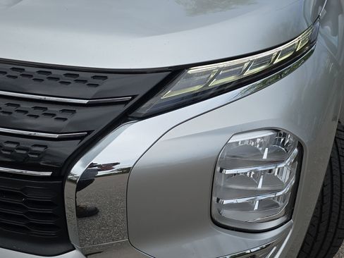 Used 2022 Mitsubishi Outlander SE FWD image 29