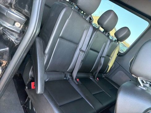 Used 2019 Mercedes-Benz Sprinter 2500 image 23