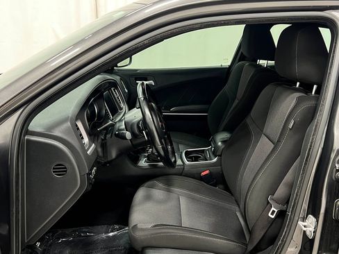 Used 2022 Dodge Charger SXT AWD/4WD image 12