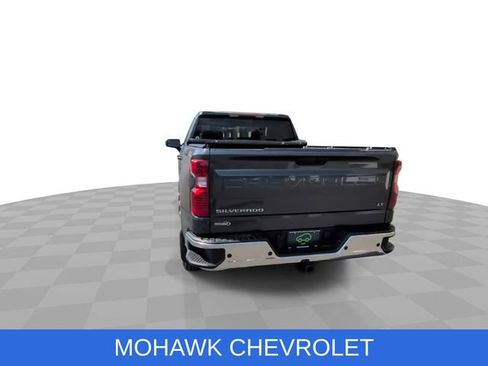 Used 2021 Chevrolet Silverado 1500 LT w/ Bed Protection Package AWD/4WD image 8
