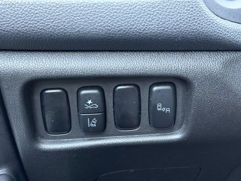 Used 2024 Mitsubishi Outlander Sport SE AWD/4WD image 25