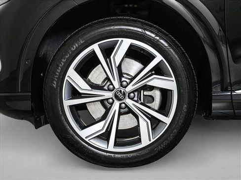 Used 2023 Audi Q4 e-tron Premium Plus w/ Premium Plus AWD/4WD image 25