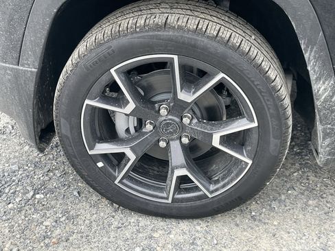 New 2026 Jeep Cherokee Overland AWD/4WD image 10