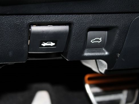 Used 2025 Lexus IS 350 F Sport image 12