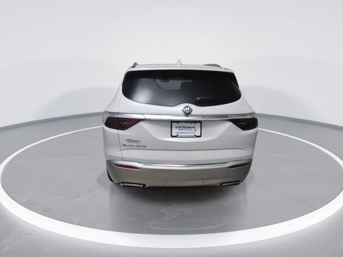 Used 2023 Buick Enclave Essence w/ Experience Buick Package FWD image 7