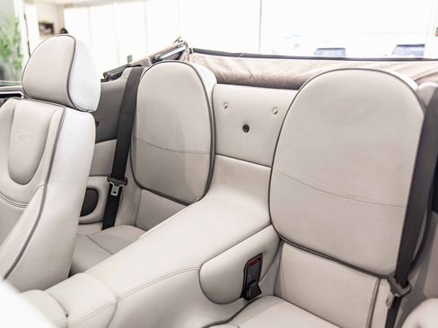 Used 2002 Aston Martin DB7 Vantage image 23