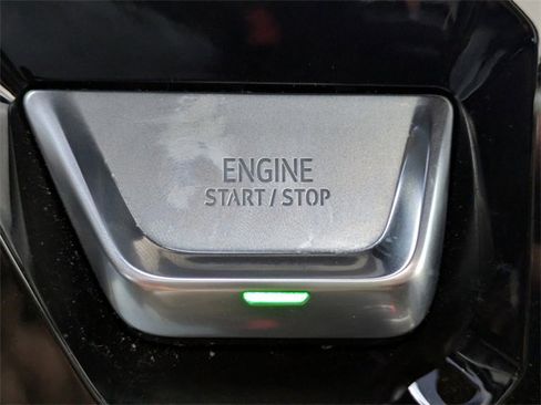 Used 2024 GMC Sierra 1500 AT4X image 33