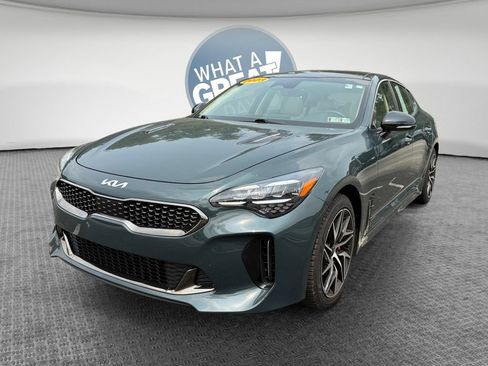 Used 2023 Kia Stinger GT-Line w/ Sun & Sound Package AWD/4WD image 8