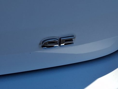 Used 2016 Ford Focus SE FWD image 31