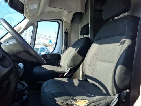 Used 2018 RAM ProMaster 2500 image 19