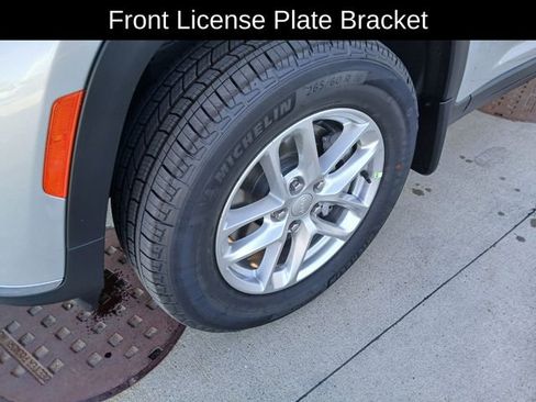 New 2025 Jeep Grand Cherokee L Laredo w/ Luxury Tech Group I image 31