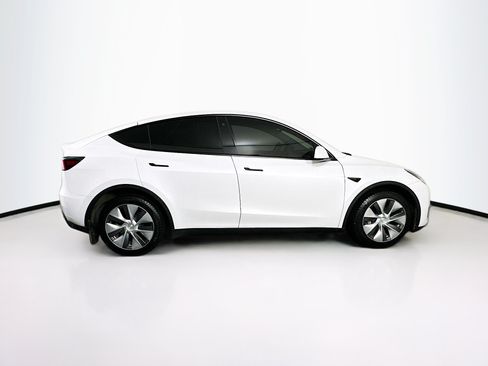 Used 2023 Tesla Model Y Long Range AWD/4WD image 10