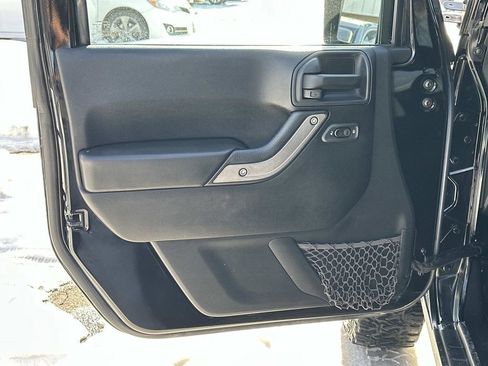 Used 2016 Jeep Wrangler Sport w/ Quick Order Package 24S AWD/4WD image 21